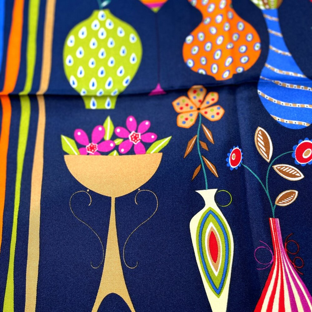 NWT Gucci Silk Scarf – Colorful Vase Print | Made in Italy - Picture 12 of 15
